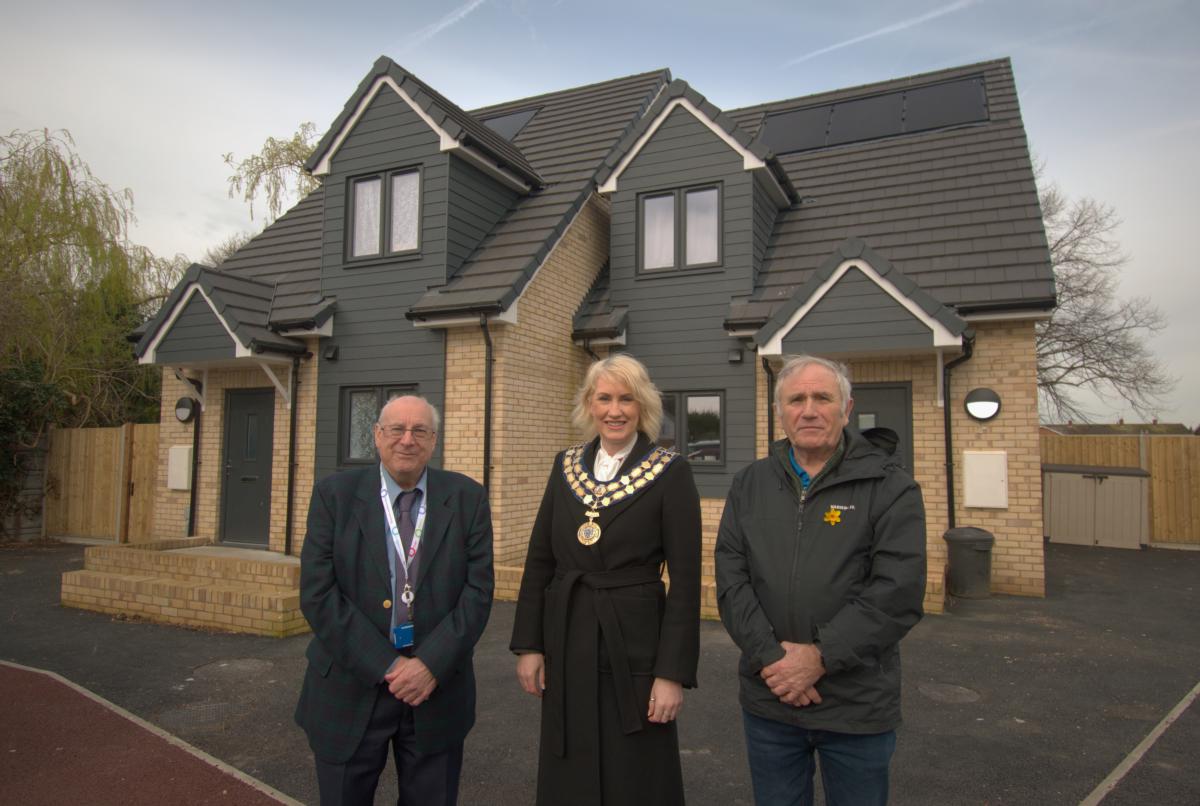 New homes meeting with Leader, Mayor and Councillor